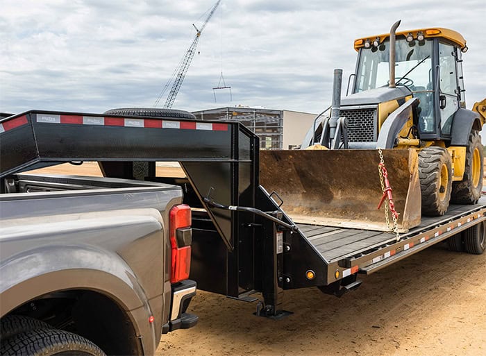 Bulldozer Transport bulldozer hauling