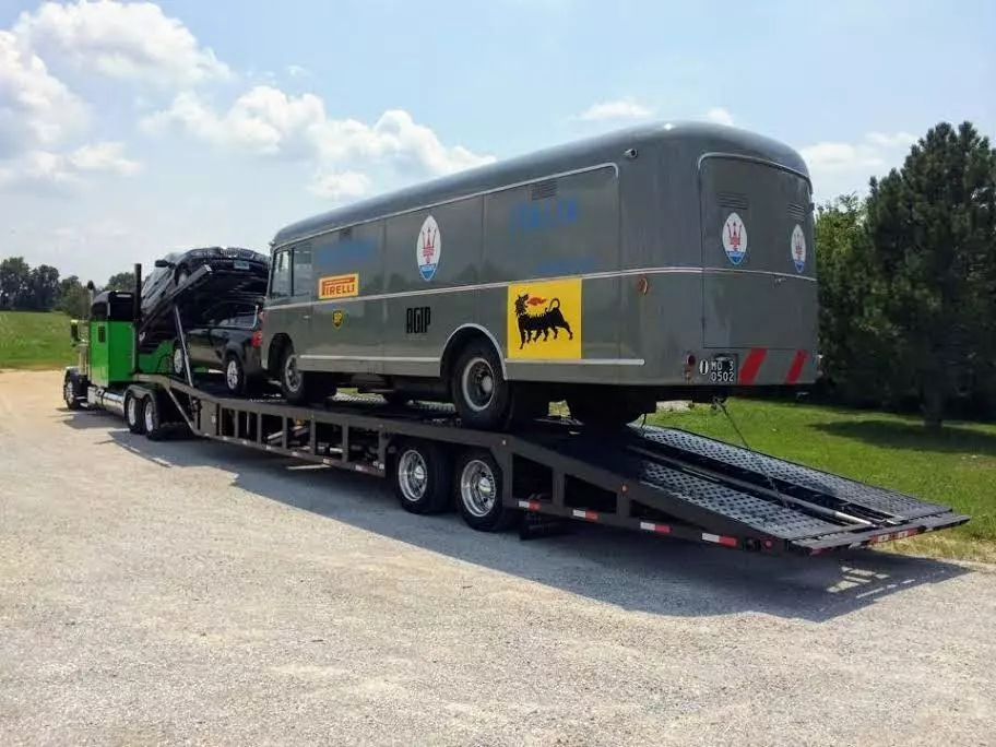 Bus Hauling & Transport bus transporting