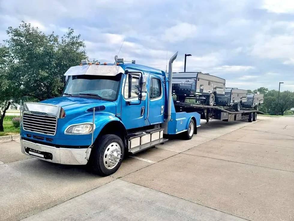 RV Transport camper hauling trailer