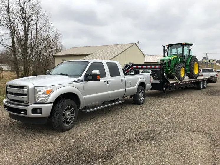 Tractor Transport tractor hauling