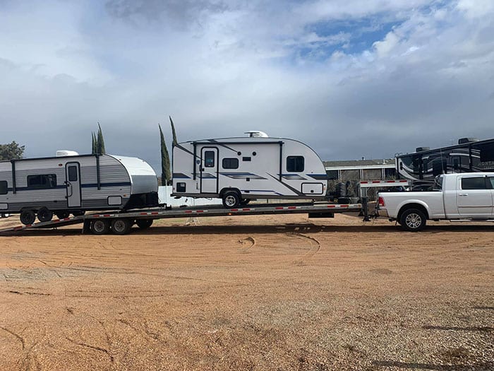 RV Transport transporting campers